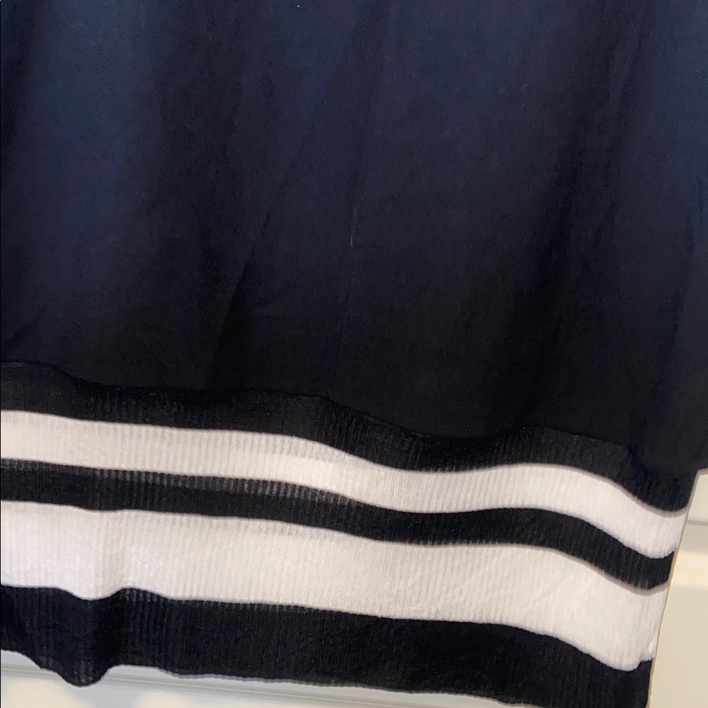 VINCE ⚜️ Double Layer Sleeveless Elegant Black and White Dress - Picture 8 of 9